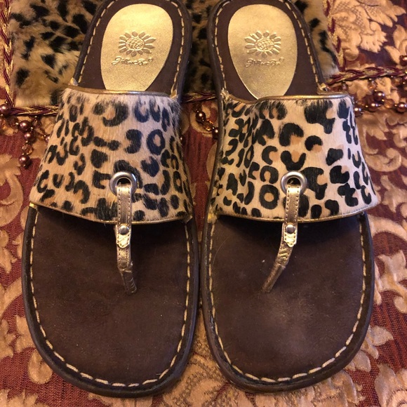 yellow box leopard sandals